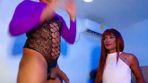 vannesa01 online show from May 11, 8:06 pm
