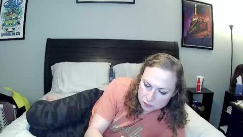 Vicki Stockings online show from January 8, 3:10 am