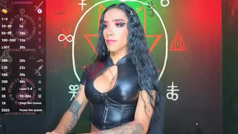 Victoria Vampire online show from November 5, 7:14 pm