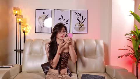 Violeta online show from December 1, 8:00 pm