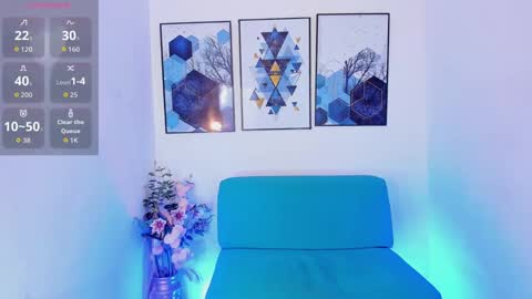 Snapshot of violetta_tss chatting on October 12, 4:09 pm Princess Violet Valerious Follow me IGX violetvalerious online show from October 12, 4:09 pm