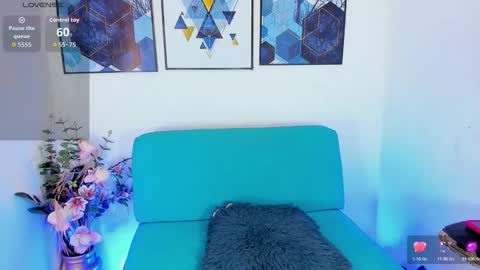 Princess Violet Valerious Follow me IGX violetvalerious online show from December 14, 5:41 pm