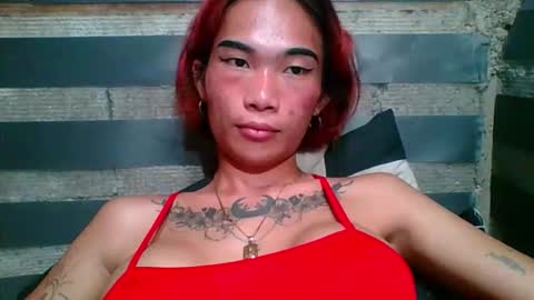 kim online show from May 10, 11:48 am
