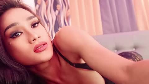 Snapshot of wantedsugar_ chatting on March 3, 12:43 pm Galems online show from March 3, 12:43 pm