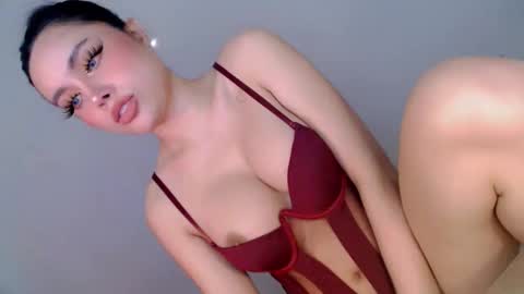 kiara online show from February 19, 6:32 am