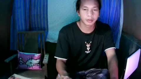 whispering_ering online show from July 13, 9:12 am