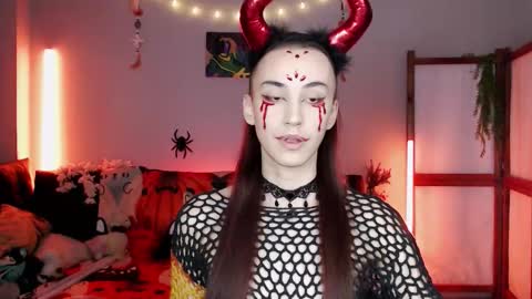 Snapshot of wildorchid_ chatting on November 1, 1:14 am Master Kieran hehim online show from November 1, 1:14 am