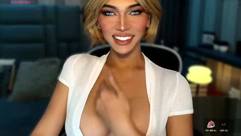 Julia online show from February 3, 2:11 am