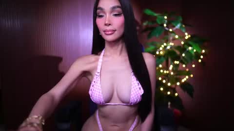 Anne online show from August 4, 1:12 am