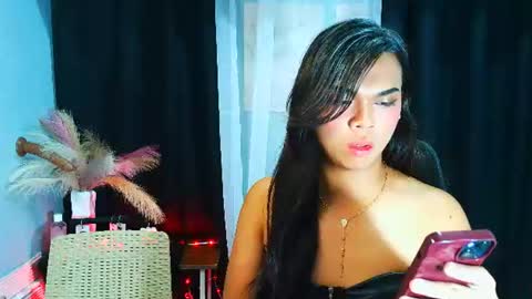 xxmiahot online show from June 16, 12:51 pm