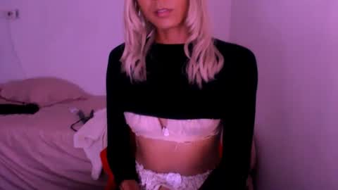 Chiara online show from April 25, 4:49 am