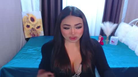 OLIVIA online show from May 1, 5:28 pm
