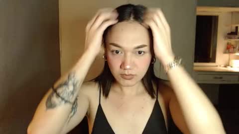 Melissa online show from November 25, 10:06 am