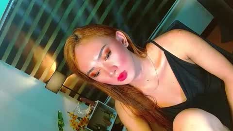 miss yasii online show from June 10, 7:02 pm