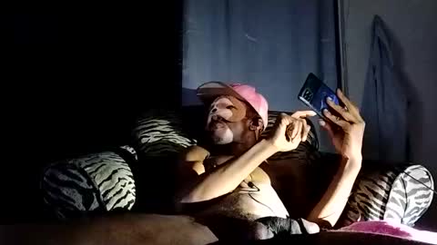 yellowdave45 online show from October 21, 10:00 pm