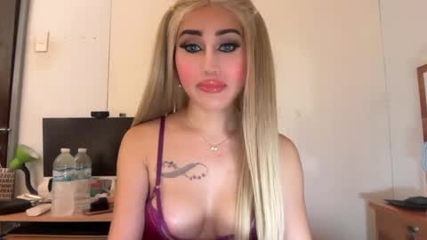 yessica online show from April 29, 5:30 pm