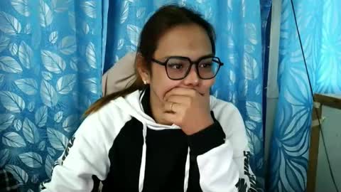 your_dreamgirlxxx69 online show from February 18, 3:25 am