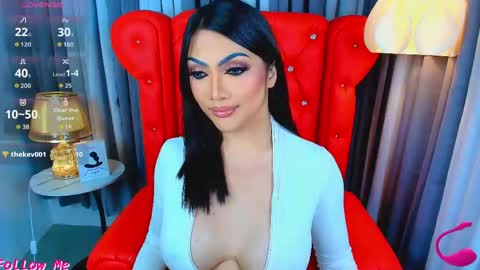 Goddess online show from April 28, 1:26 pm