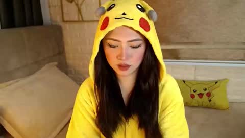 JEN  online show from January 19, 10:02 am