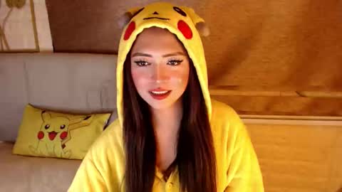 JEN  online show from April 26, 1:53 pm
