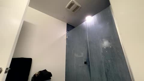 BbyTSSLut online show from April 28, 7:24 am