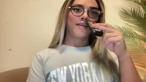 Miss Cali online show from March 10, 3:43 am