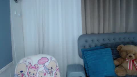 Snapshot of zhaviahale chatting on September 18, 6:51 am im your lovely zhaviabigcock here online show from September 18, 6:51 am