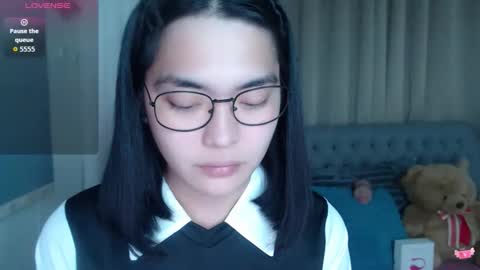 im your lovely zhaviabigcock here online show from March 1, 3:56 am