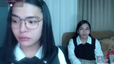 im your lovely zhaviabigcock here online show from May 4, 2:38 am