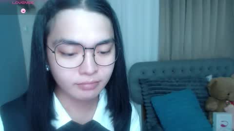 im your lovely zhaviabigcock here online show from May 17, 10:26 am