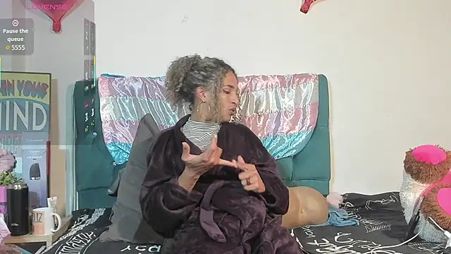 StefanyMiler online show from July 5, 4:19 am
