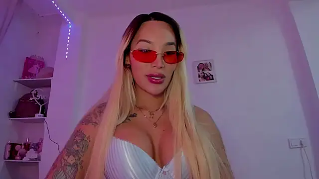  viioletweekend  online show from November 28, 8:43 pm