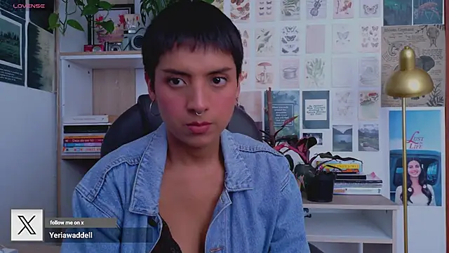 Yeriawaddell  online show from June 22, 9:33 pm