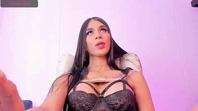 paulett g online show from December 30, 1:15 am