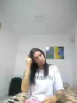 Cameron puppy online show from June 24, 6:22 am