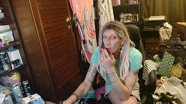 Ombeline1 online show from April 24, 10:13 pm