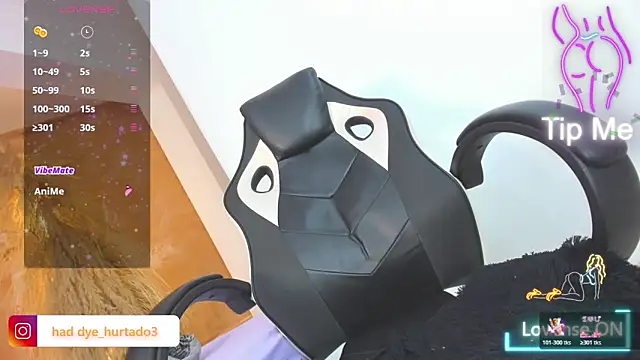 shenielxx online show from March 12, 4:23 pm