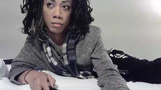 CaramelDipper online show from February 3, 4:46 am