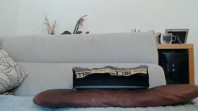 Trans MILF Raya online show from February 4, 10:31 am