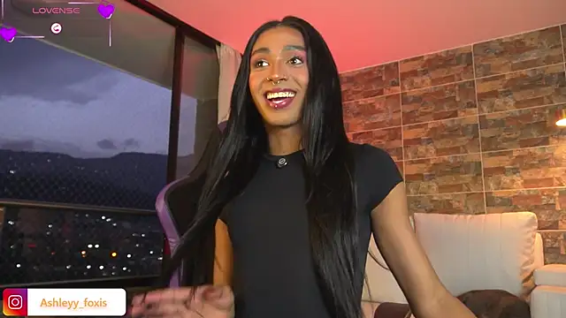 Ashleey Fox online show from February 17, 11:23 pm