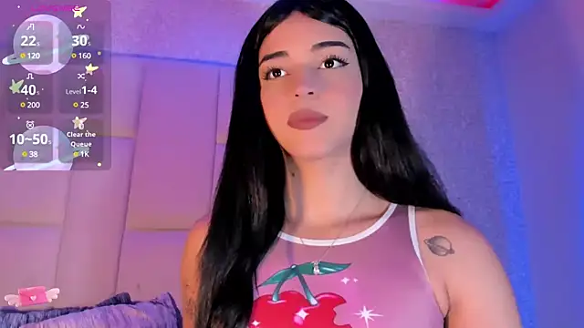 Summer walkerr online show from March 10, 12:38 pm