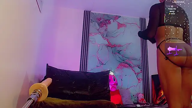  ChanellR  online show from November 12, 11:09 am