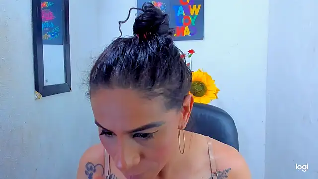 juanblakbigcock online show from November 17, 4:18 pm