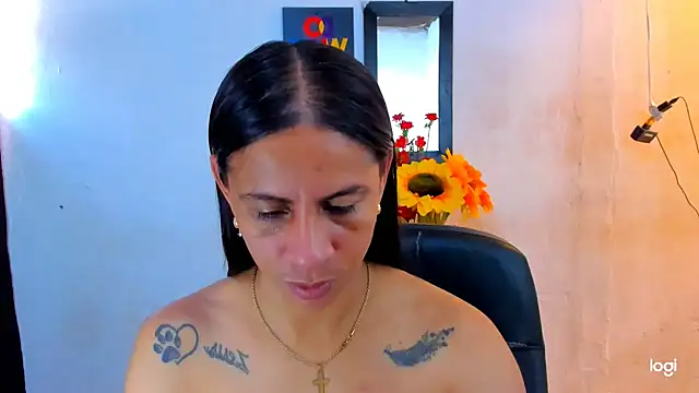 juanblakbigcock online show from June 28, 4:55 pm
