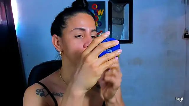 juanblakbigcock online show from August 4, 3:29 pm