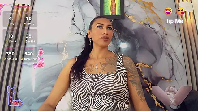 khiara moretti online show from May 5, 12:00 pm