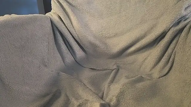 mollymila online show from March 11, 9:02 am