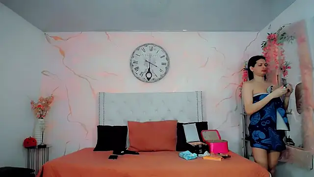 maria camilacms online show from December 15, 6:13 pm