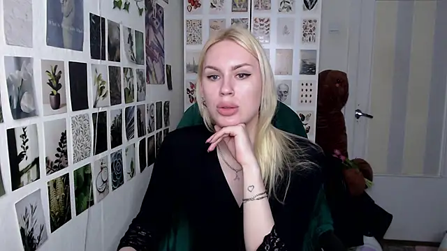 CapriScorpion online show from April 29, 5:52 pm