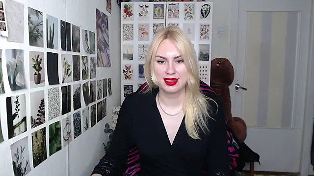 CapriScorpion online show from July 9, 1:26 pm